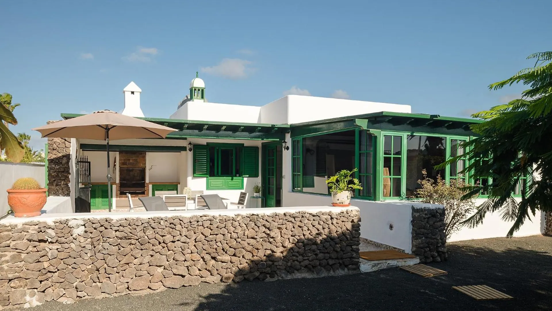Casa Chica Villa Playa Blanca  Holiday home